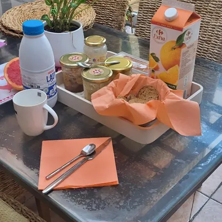 Dans Maison Coquette Et Accueillante *